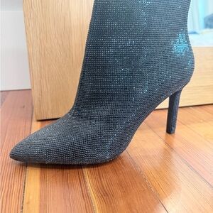 NWOB Gianni Bini Black Sparkle Pointed Toe Stiletto Bootie 8